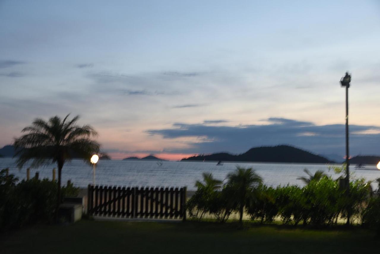 Penaareia Villa อังกราโดสเฮย์ส ภายนอก รูปภาพ